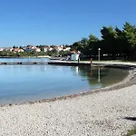 Lägenhet By The Sea - Diklo, - 23703 *