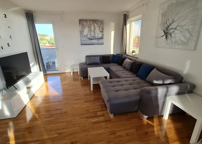 By The Sea - Diklo, - 23703 Apartamento *